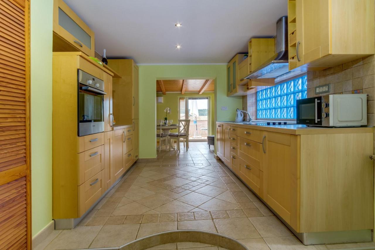 Isabela Apartment Mali Lošinj Екстериор снимка
