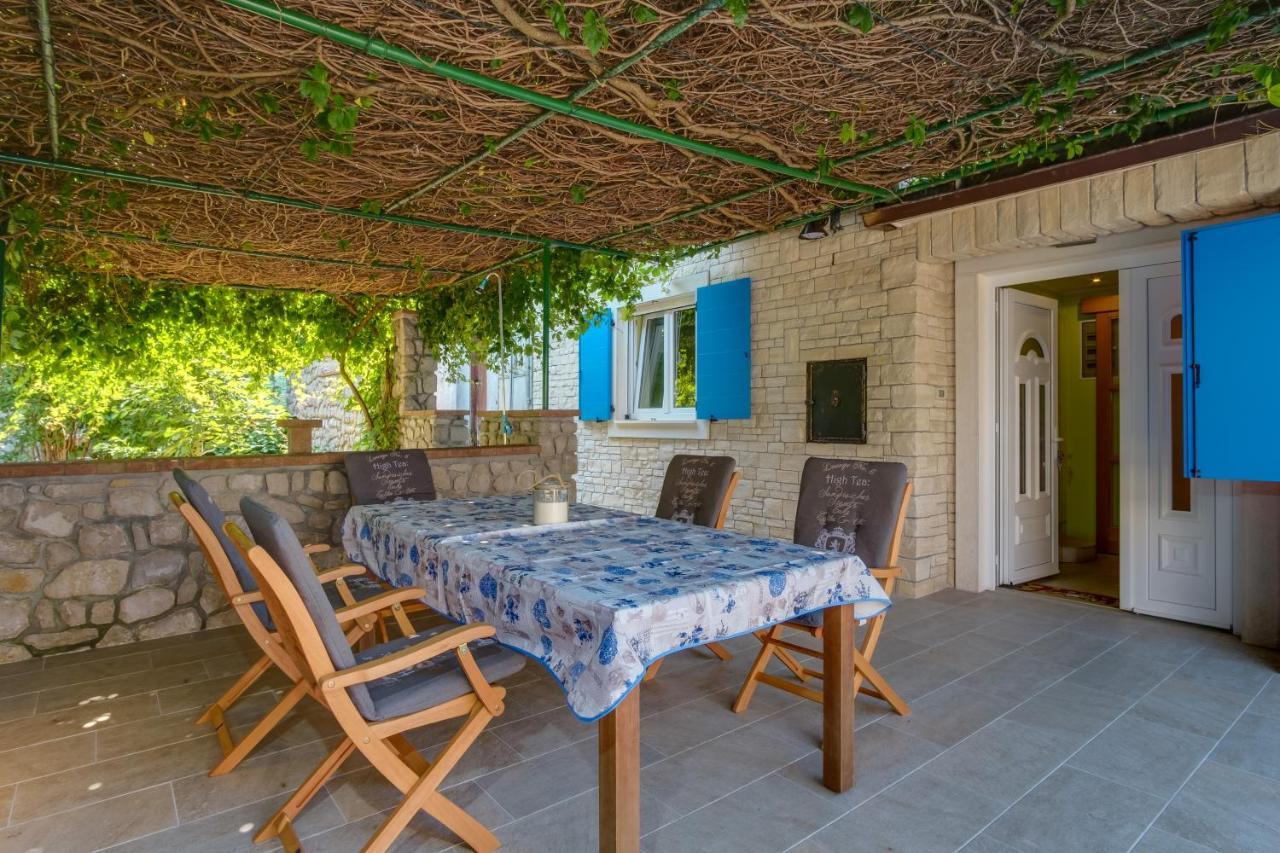 Isabela Apartment Mali Lošinj Екстериор снимка
