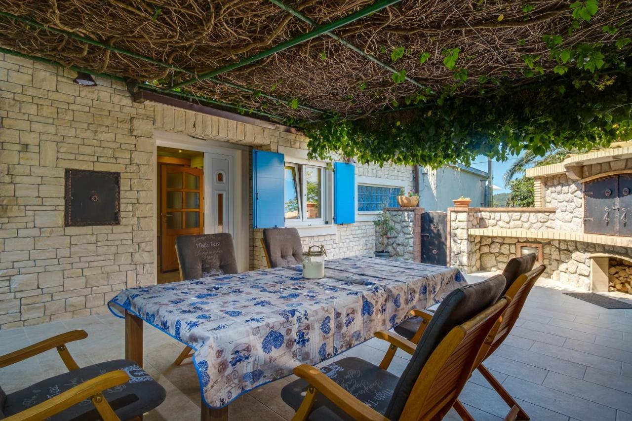 Isabela Apartment Mali Lošinj Екстериор снимка